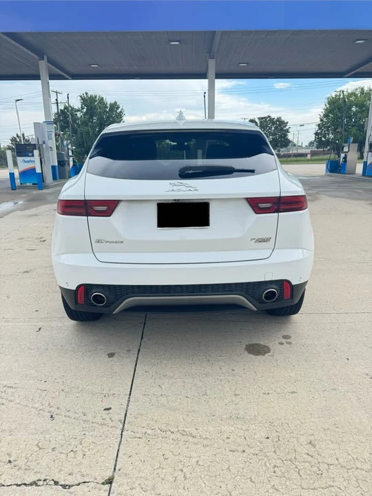 2019 Jaguar E-Pace - Image 8 of 14
