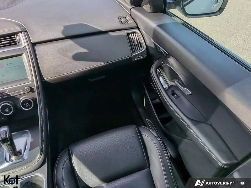 2019 Jaguar E-Pace - Image 18 of 18