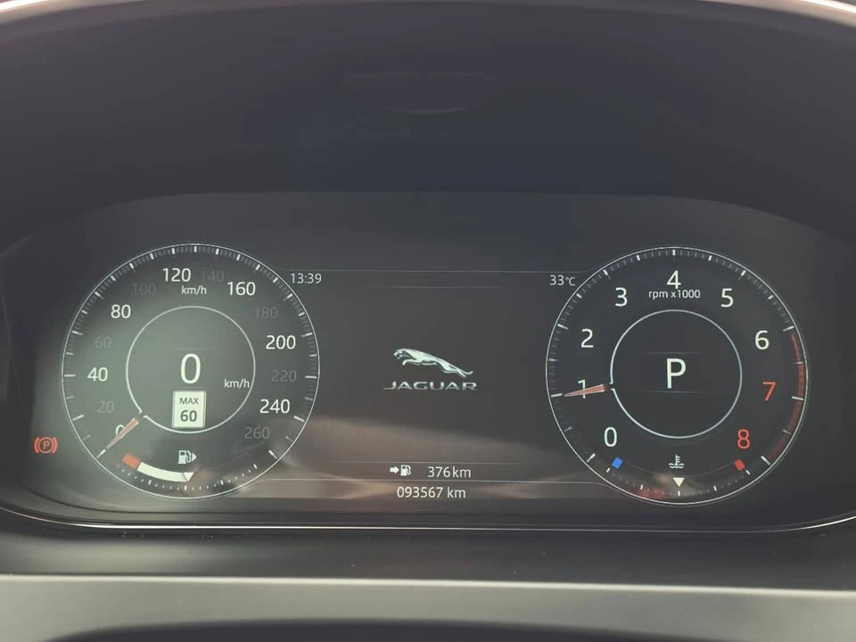 2019 Jaguar E-Pace - Image 11 of 20