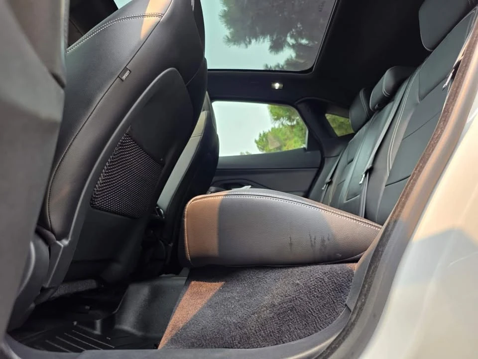 2019 Jaguar E-Pace - Image 18 of 20