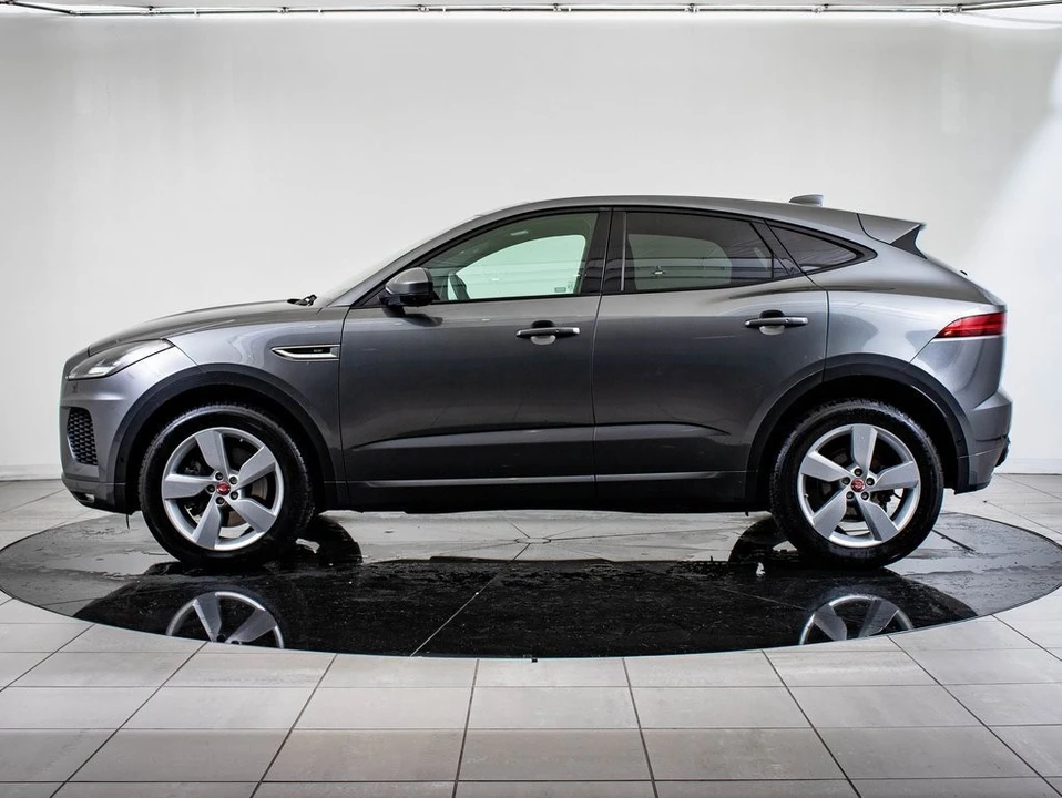 2019 Jaguar E-Pace - Image 12 of 21