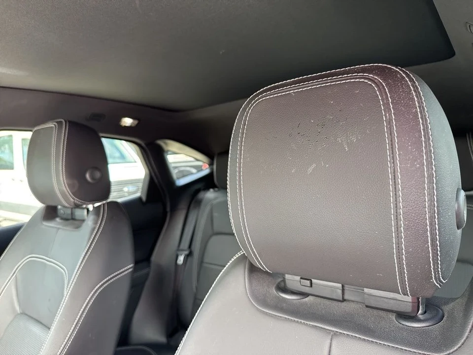 2019 Jaguar E-Pace - Image 10 of 12