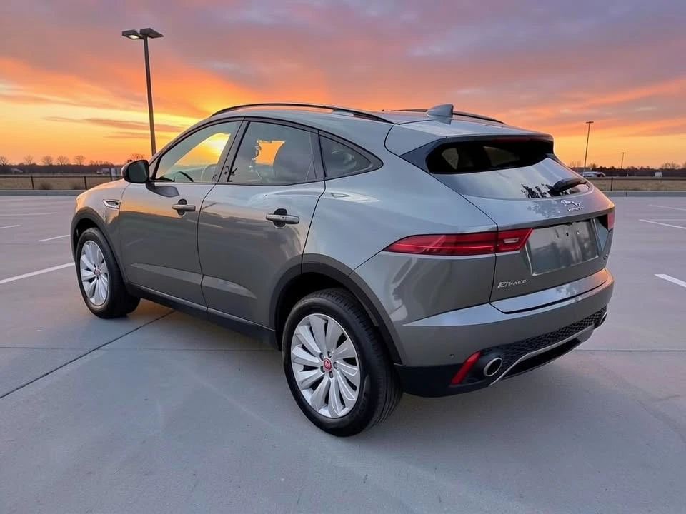 2019 Jaguar E-Pace - Image 3 of 20