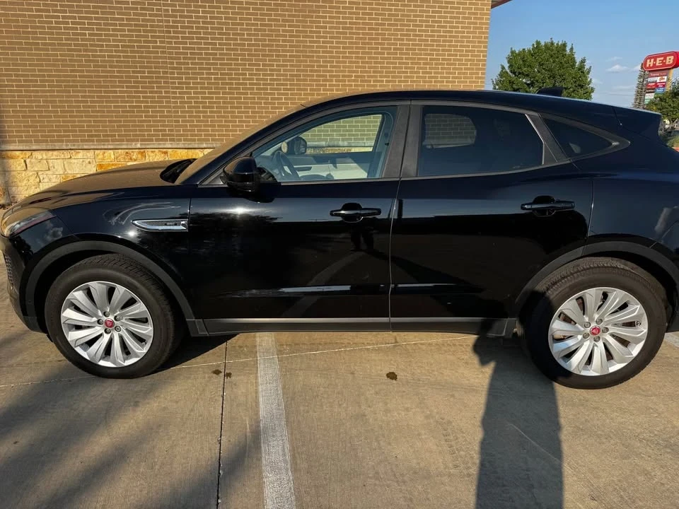 2019 Jaguar E-Pace - Image 10 of 10