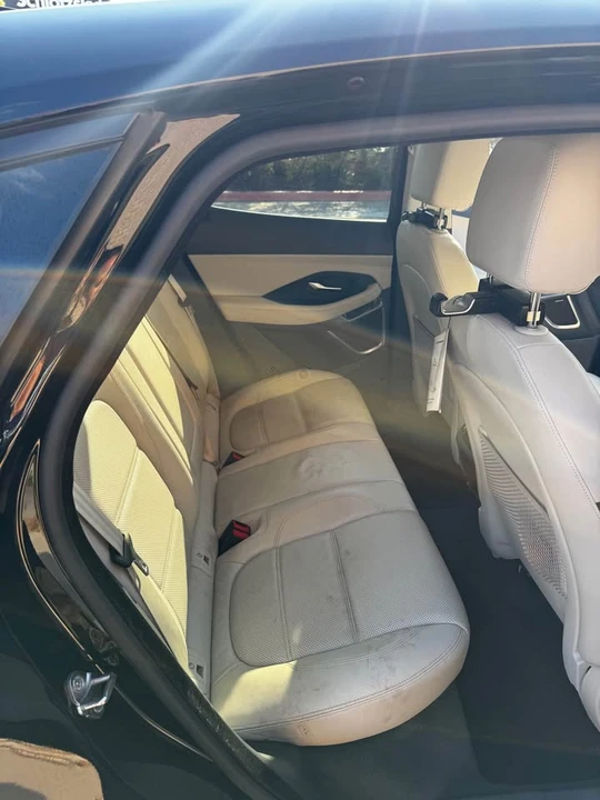 2019 Jaguar E-Pace - Image 4 of 10