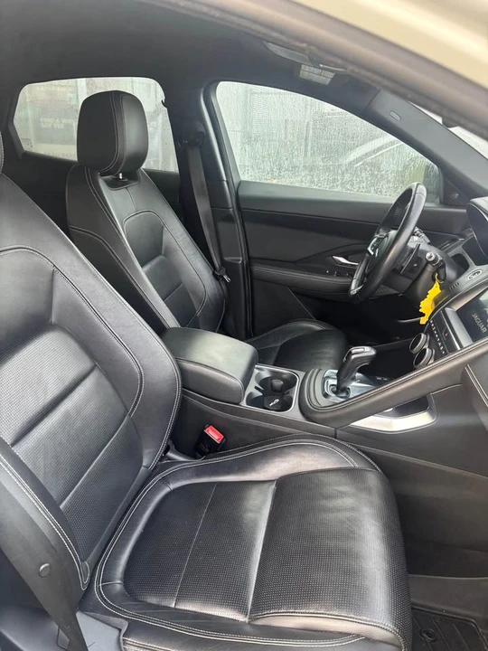 2019 Jaguar E-Pace - Image 7 of 8