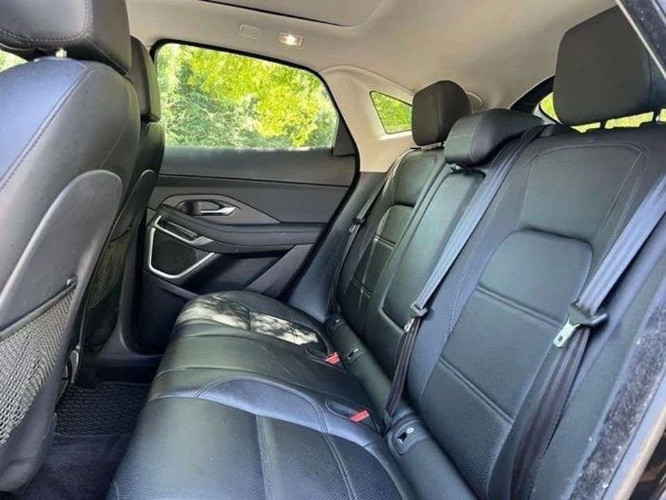 2019 Jaguar E-Pace - Image 15 of 20