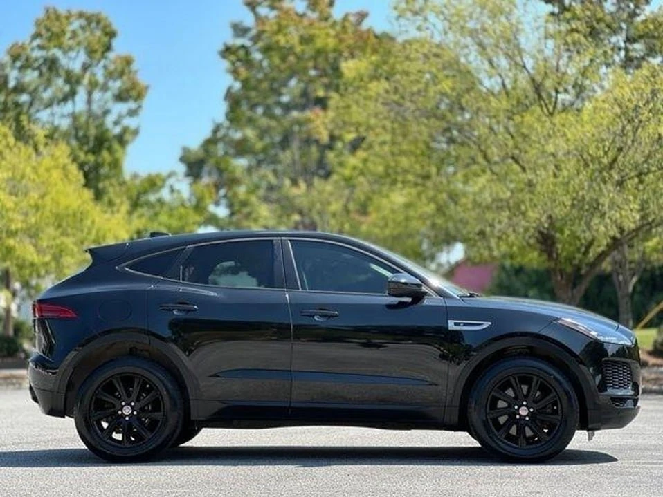 2019 Jaguar E-Pace - Image 4 of 20
