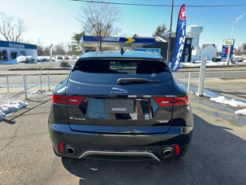 2019 Jaguar E-Pace - Image 12 of 12