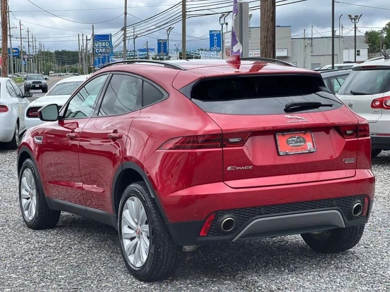 2019 Jaguar E-Pace - Image 4 of 12