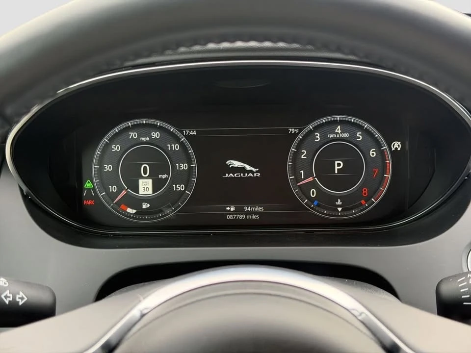 2019 Jaguar E-Pace - Image 10 of 14