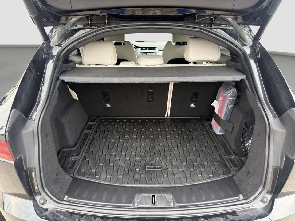2019 Jaguar E-Pace - Image 13 of 14