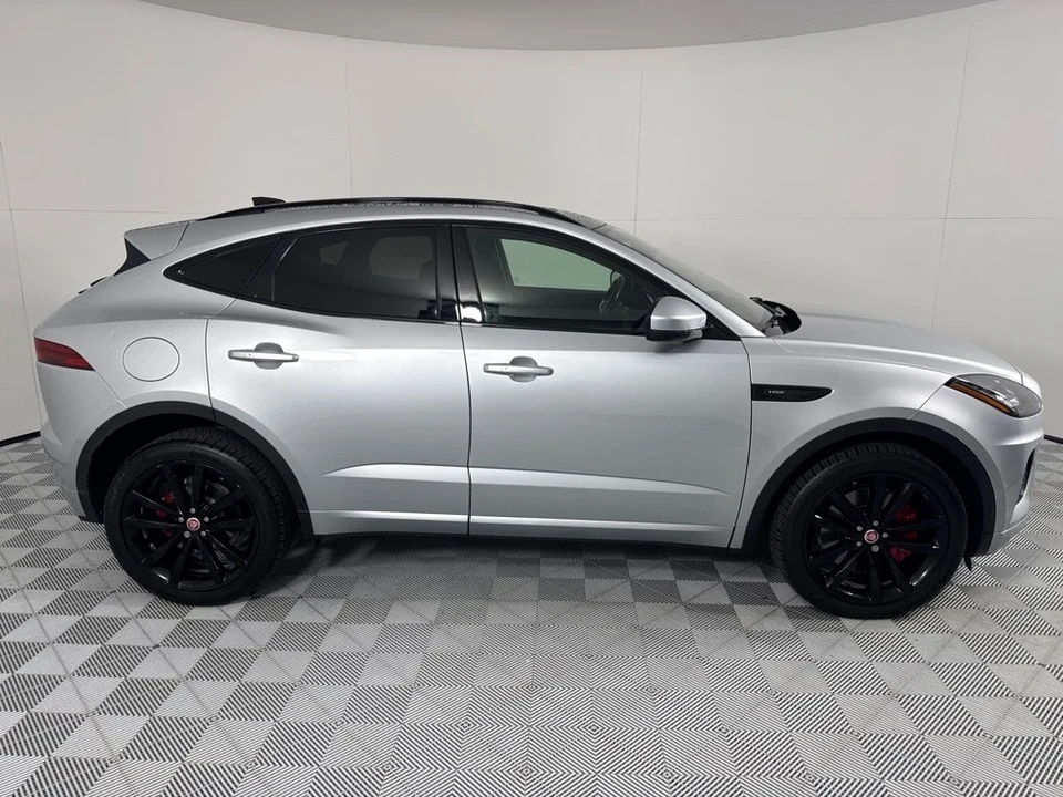 2019 Jaguar E-Pace - Image 4 of 12