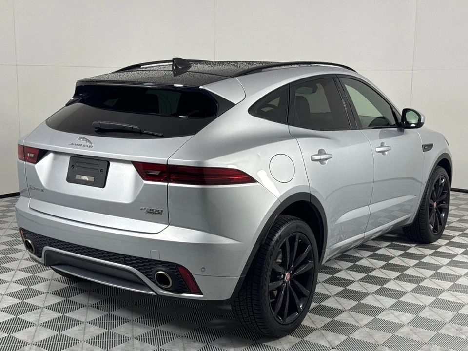 2019 Jaguar E-Pace - Image 5 of 12