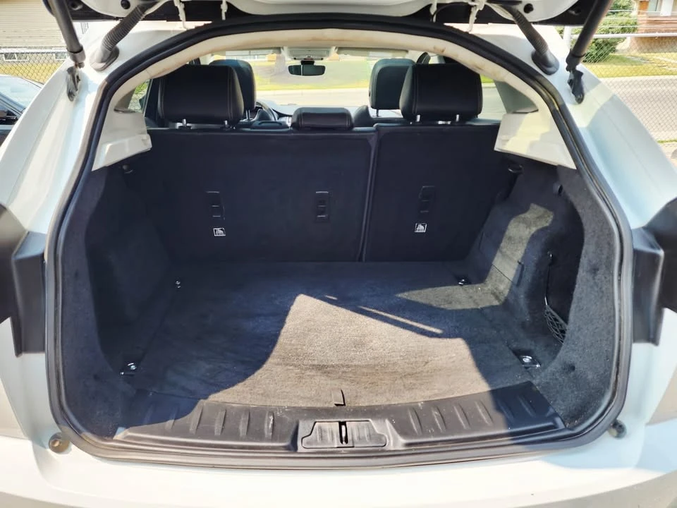 2019 Jaguar E-Pace - Image 10 of 14