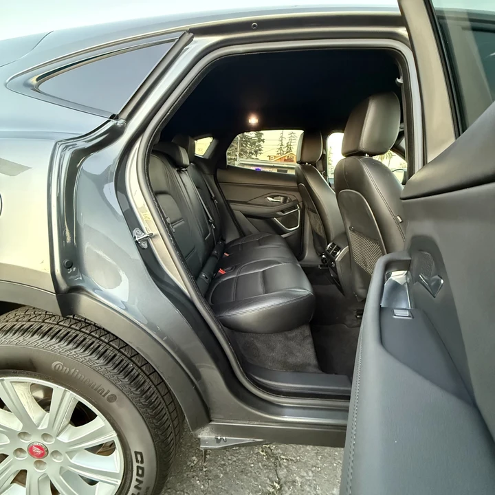 2019 Jaguar E-Pace - Image 8 of 12