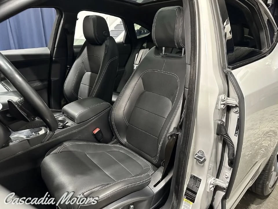 2019 Jaguar E-Pace - Image 8 of 20