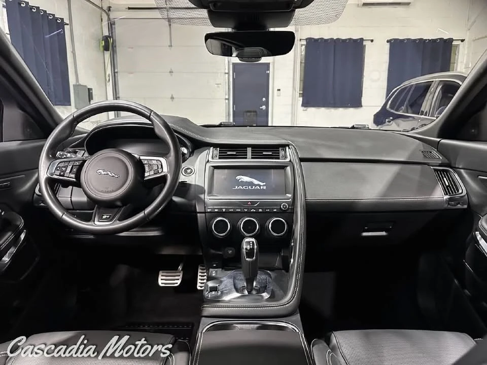 2019 Jaguar E-Pace - Image 18 of 20