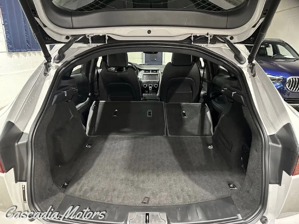 2019 Jaguar E-Pace - Image 11 of 20