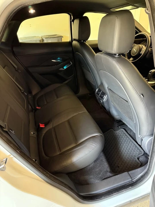 2019 Jaguar E-Pace - Image 5 of 6
