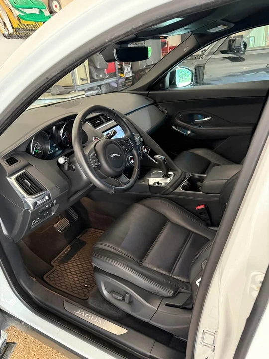 2019 Jaguar E-Pace - Image 3 of 6