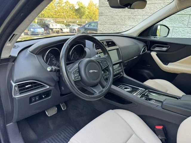 2019 Jaguar F-Pace - Image 6 of 20