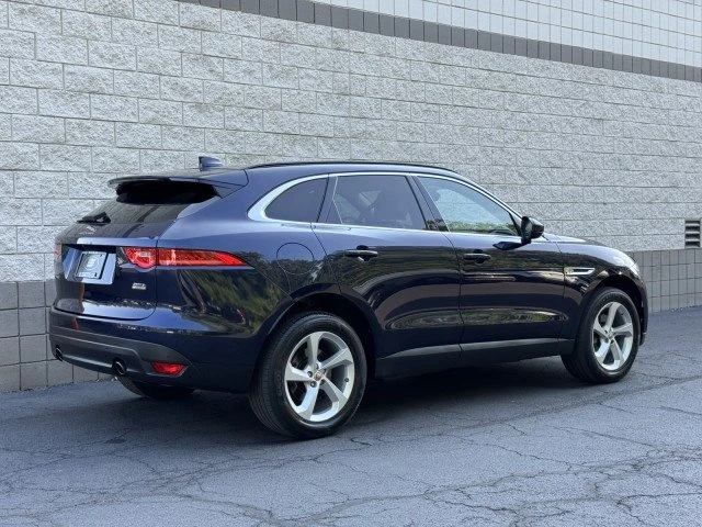 2019 Jaguar F-Pace - Image 15 of 20