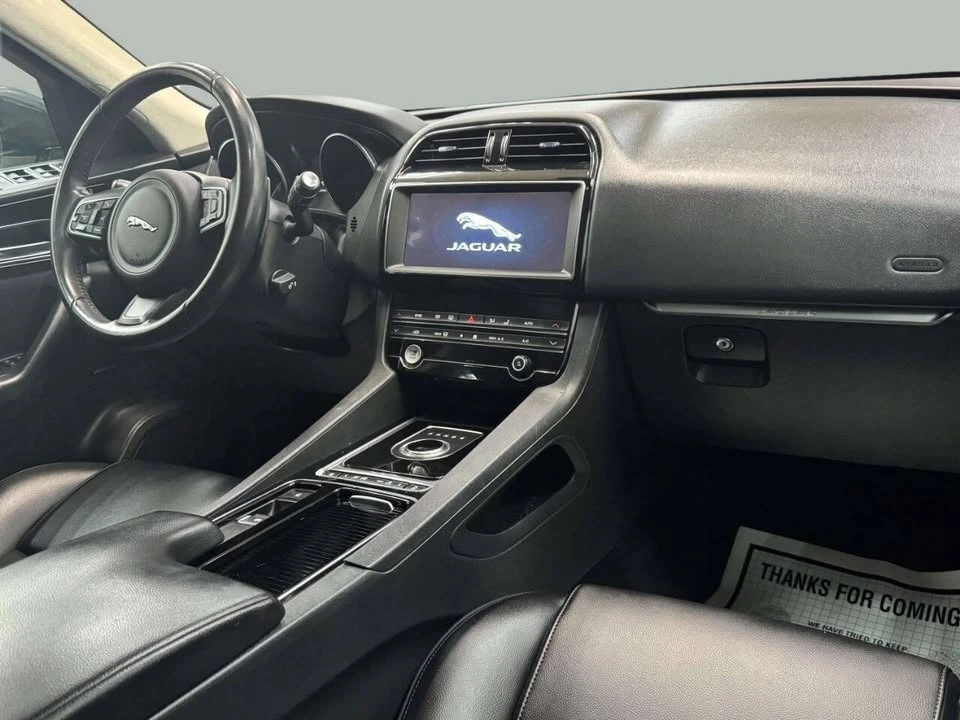 2019 Jaguar F-Pace - Image 7 of 8