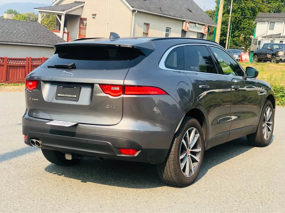 2019 Jaguar F-Pace - Image 8 of 14