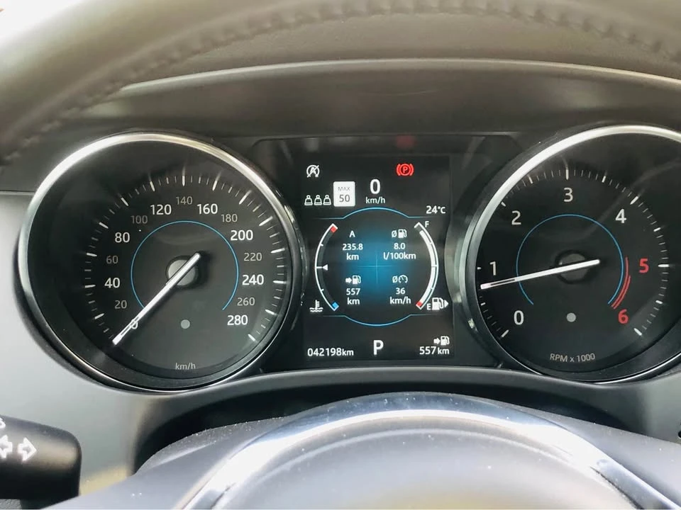 2019 Jaguar F-Pace - Image 12 of 14
