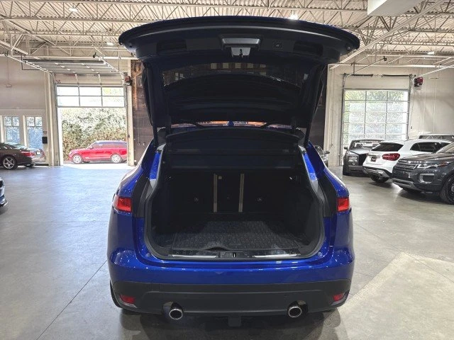 2019 Jaguar F-Pace - Image 14 of 20