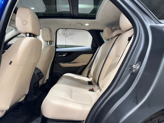 2019 Jaguar F-Pace - Image 12 of 20