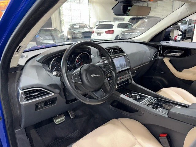 2019 Jaguar F-Pace - Image 7 of 20