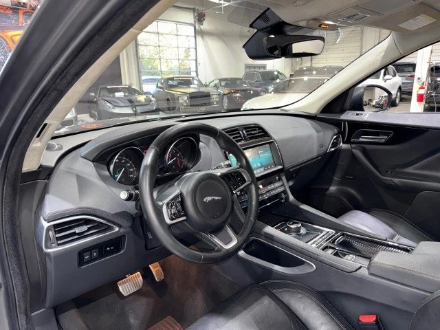 2019 Jaguar F-Pace - Image 7 of 20