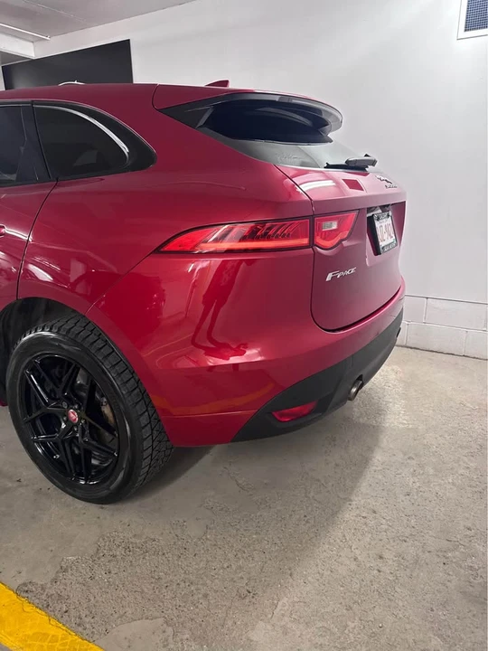 2019 Jaguar F-Pace - Image 9 of 20
