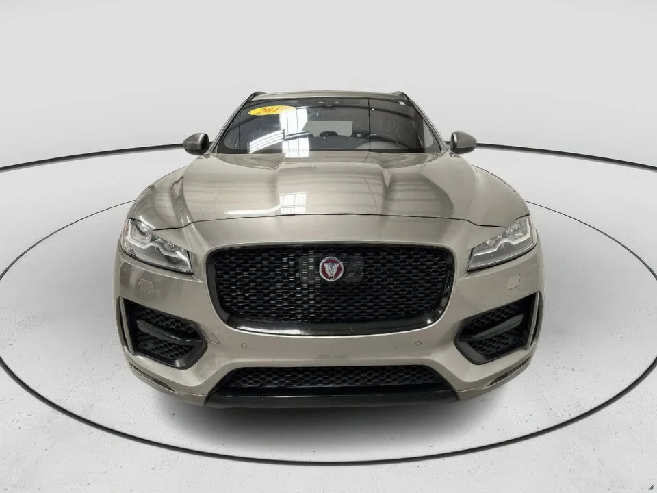 2019 Jaguar F-Pace - Image 7 of 20