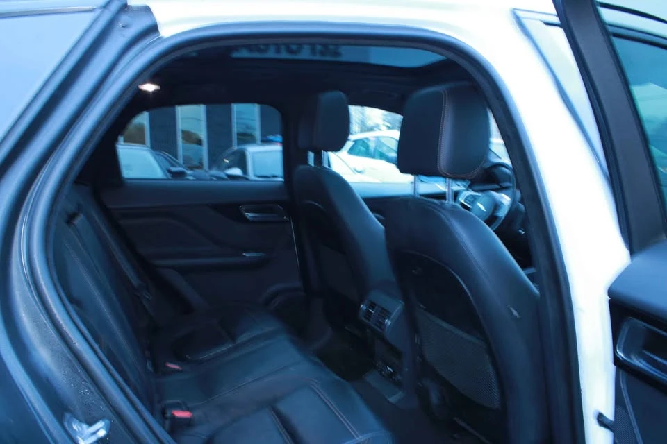 2019 Jaguar F-Pace - Image 8 of 15