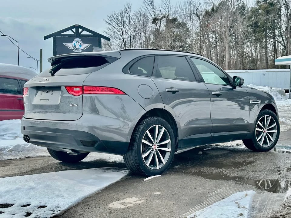2019 Jaguar F-Pace - Image 13 of 13
