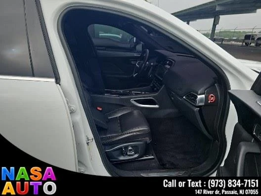 2019 Jaguar F-Pace - Image 14 of 16