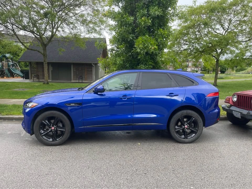 2019 Jaguar F-Pace - Image 14 of 20