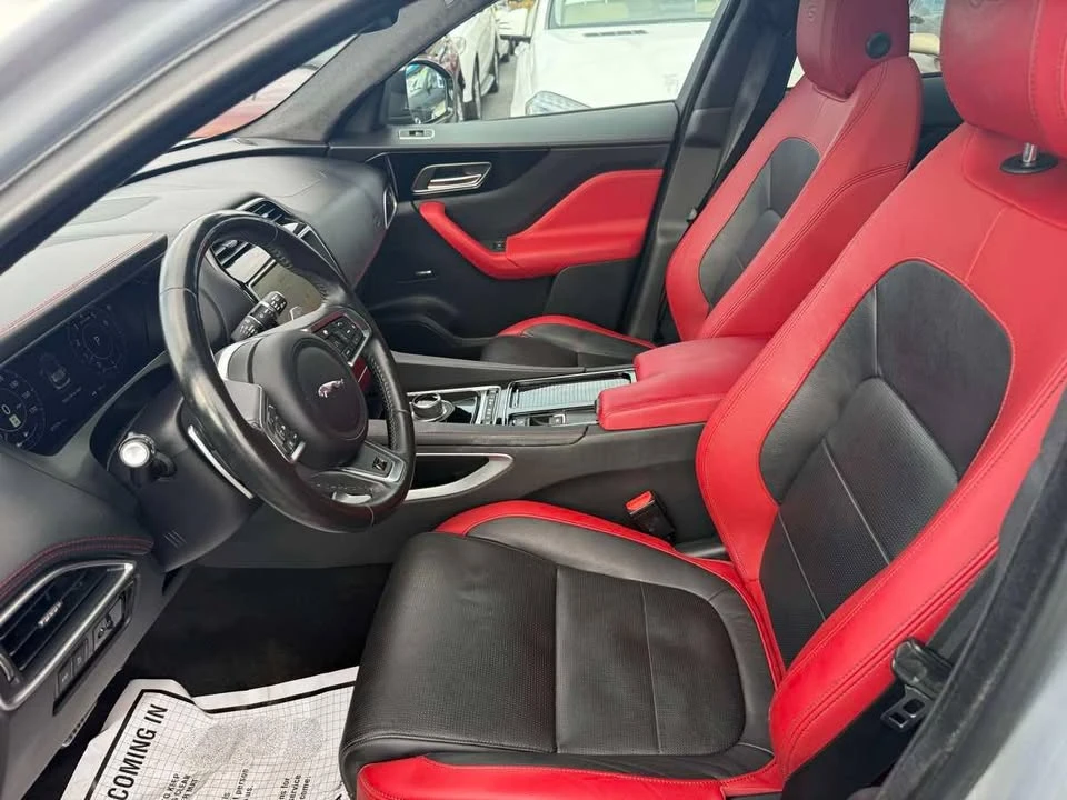 2019 Jaguar F-Pace - Image 11 of 20