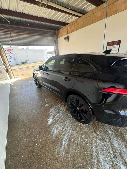 2019 Jaguar F-Pace - Image 3 of 20