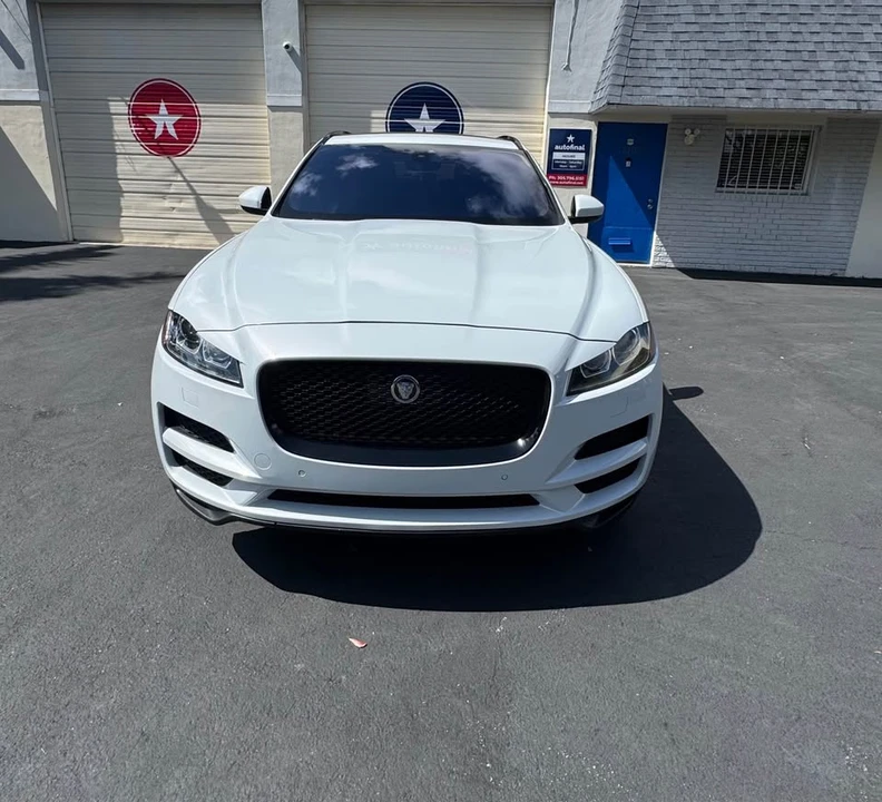 2019 Jaguar F-Pace - Image 2 of 14