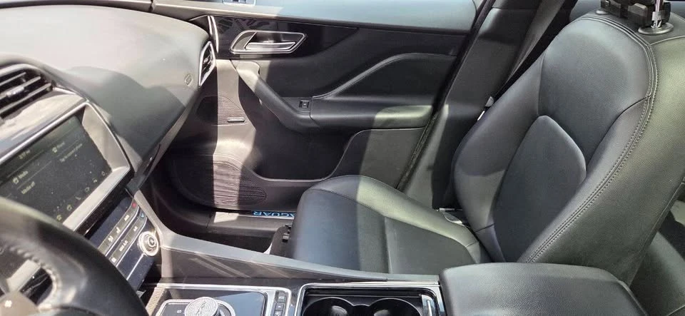 2019 Jaguar F-Pace - Image 19 of 20