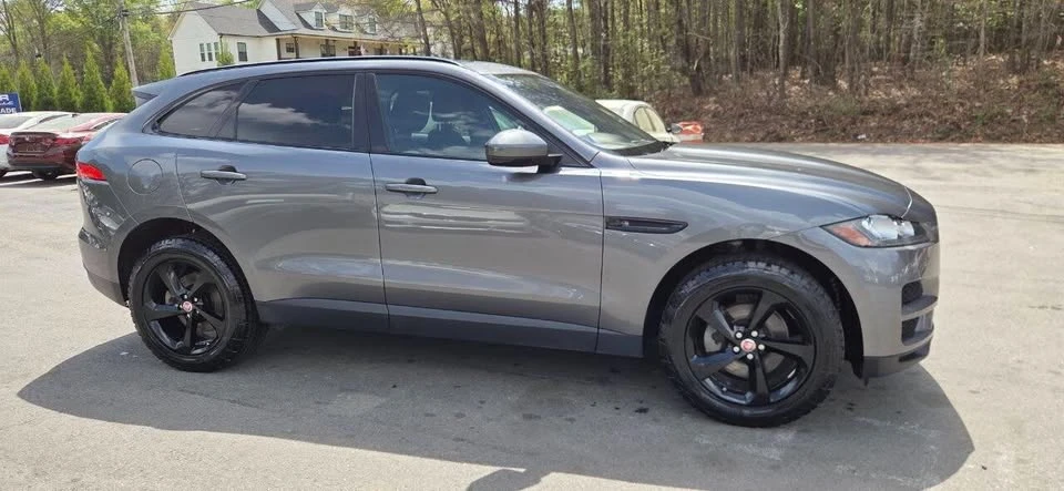 2019 Jaguar F-Pace - Image 4 of 20