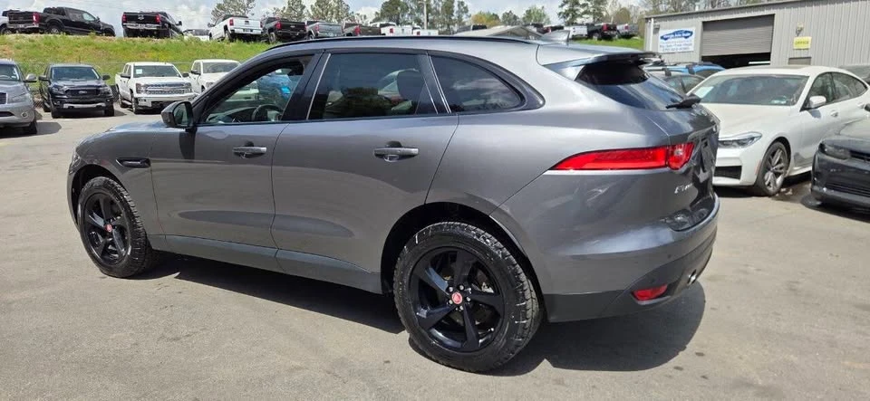 2019 Jaguar F-Pace - Image 9 of 20