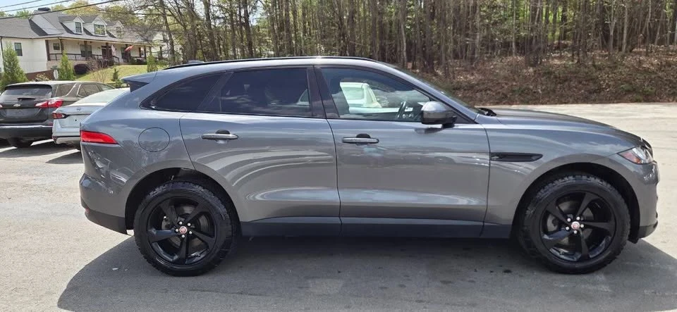 2019 Jaguar F-Pace - Image 5 of 20