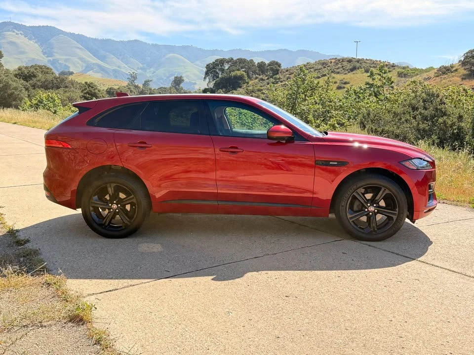 2019 Jaguar F-Pace - Image 10 of 20