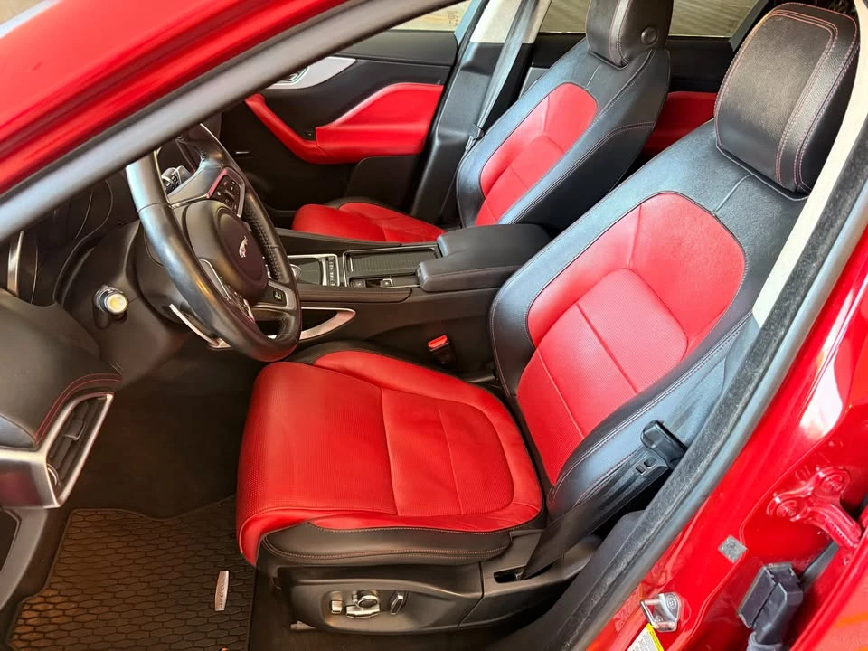 2019 Jaguar F-Pace - Image 11 of 20