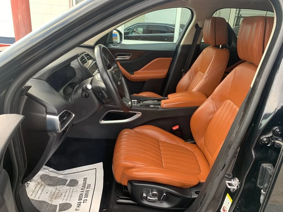 2019 Jaguar F-Pace - Image 15 of 20